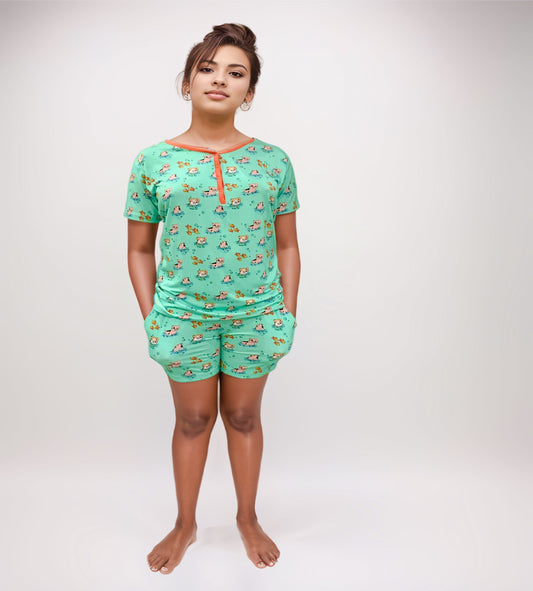 Women's Pajamas - Swimming Pigs